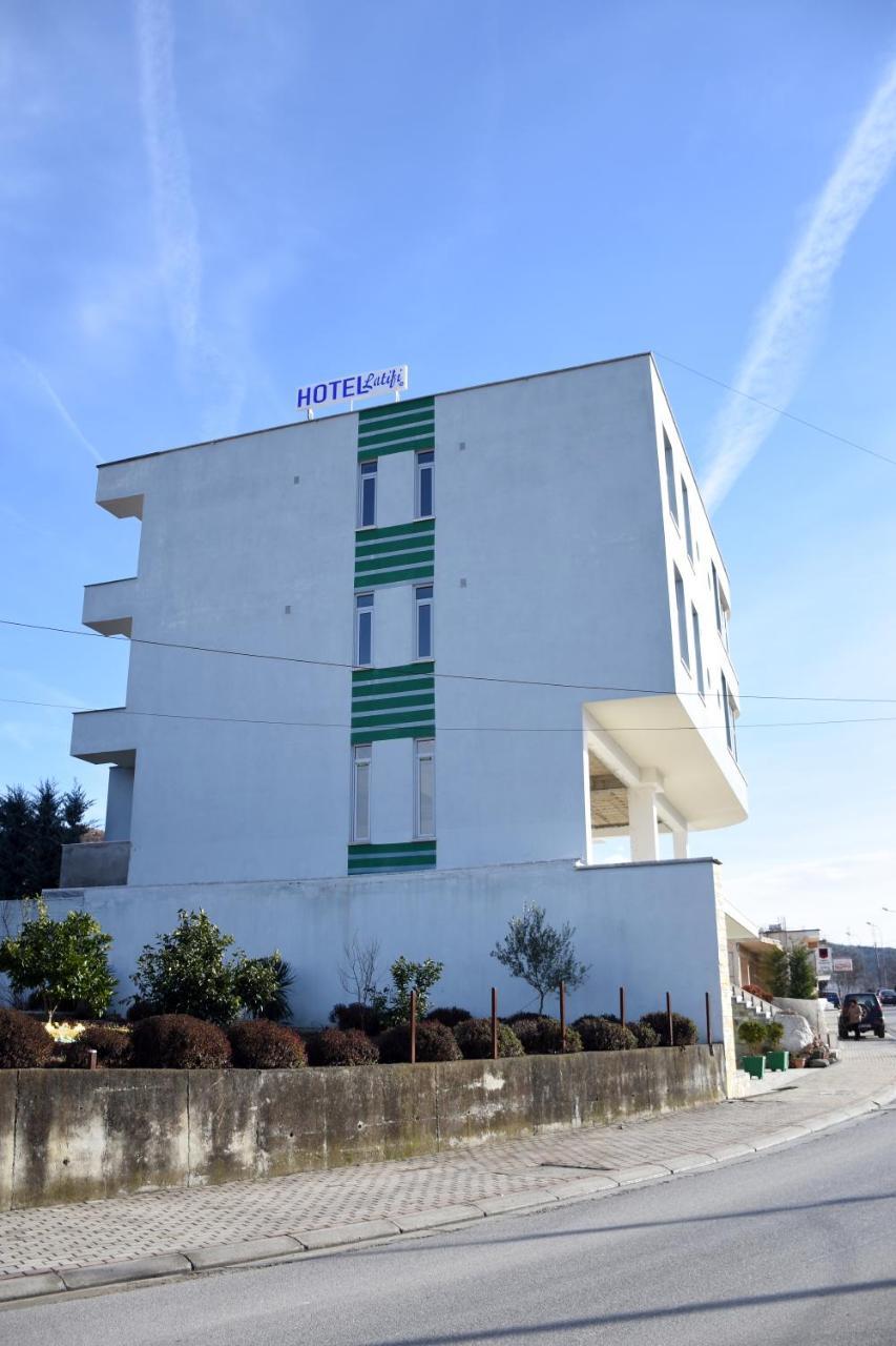 Hotel Latifi Gramsh Bagian luar foto